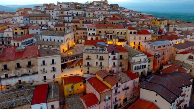 Ciudad italiana paga hasta 1,4 millones de pesos a personas que se vayan a vivir allá