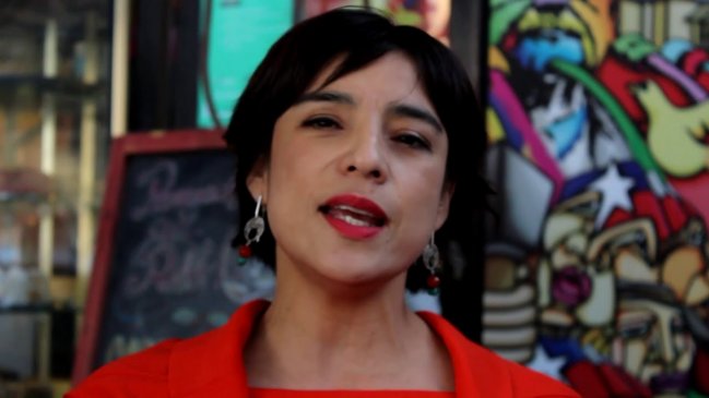 Candidata promueve conversatorios de su propuesta de 