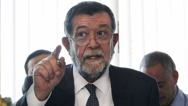 Aleuy llamó a Piñera a 