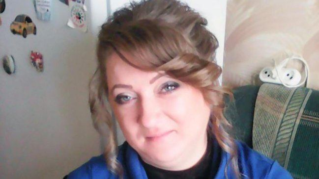 Mujer murió en Rusia al caer en tanque de caramelo fundido