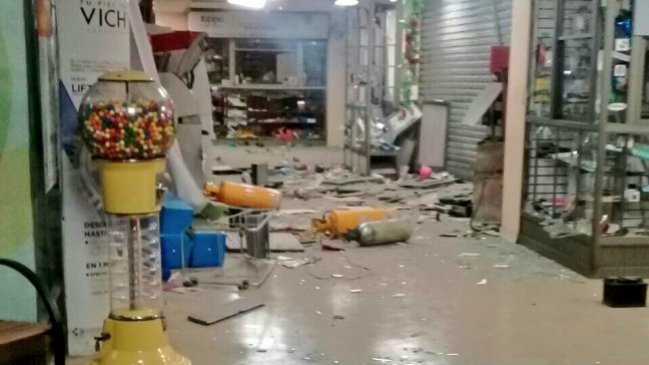 Robo con explosión de cajeros automáticos dejó daños en Versluys de San Pedro de la Paz