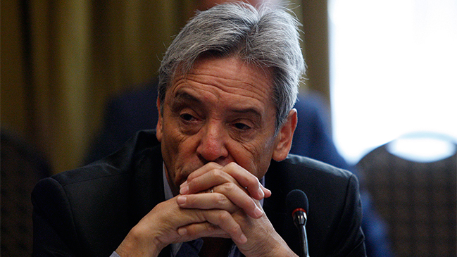 Carlos Ominami: En el Frente Amplio hay quienes prefieren la derrota de la centroizquierda