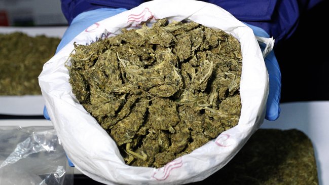 Detuvieron a cuatro chilenas en Perú con 48 kilos de marihuana