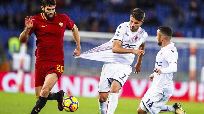 Erick Pulgar actuó en derrota de Bologna ante AS Roma en la Serie A