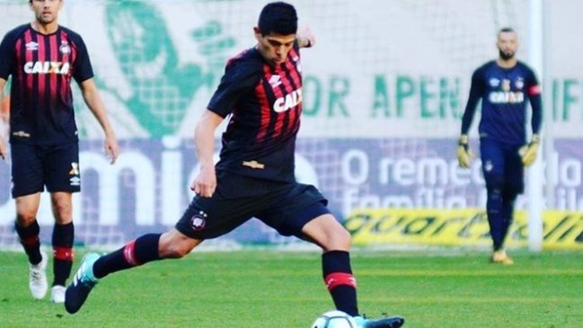 Esteban Pavez disputó pálida igualdad entre Atlético Paranaense y Chapecoense