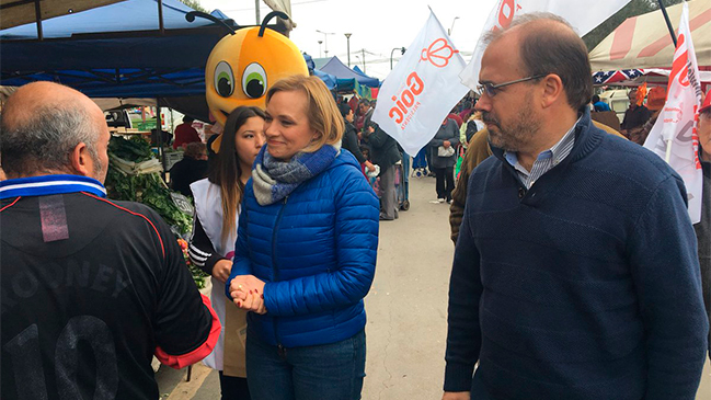 Ministro Undurraga acompañó a Carolina Goic durante actividad en Maipú