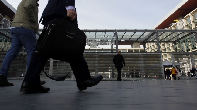 Juez fue detenido en el Centro de Justicia por agredir a un guardia