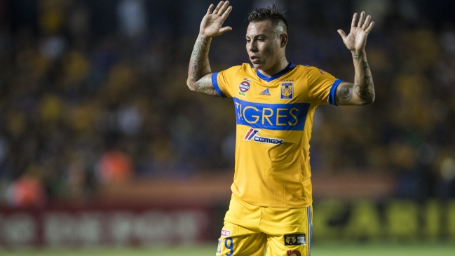Tigres UANL de Eduardo Vargas venció a Necaxa de Matías Fernandez y Manuel Iturra