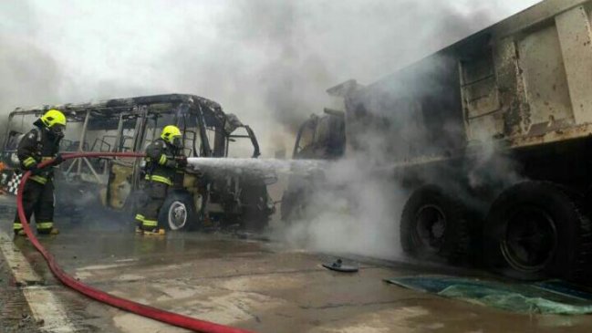 Camión chocó a microbús con escolares en Ovalle