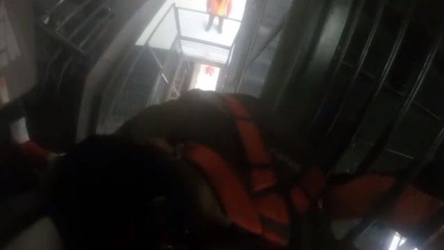 Carabineros evitó el suicidio de un hombre en mall de Iquique