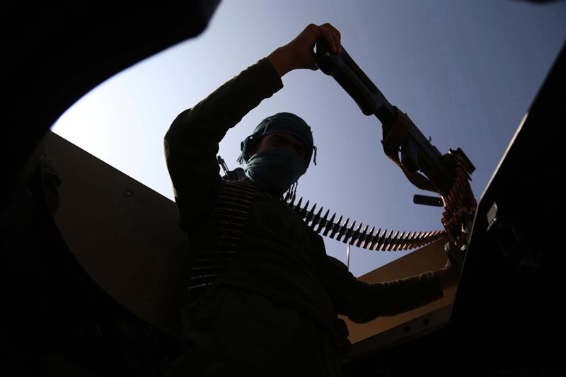 Irak: Descubren fosas comunes con 400 víctimas del Estado Islámico