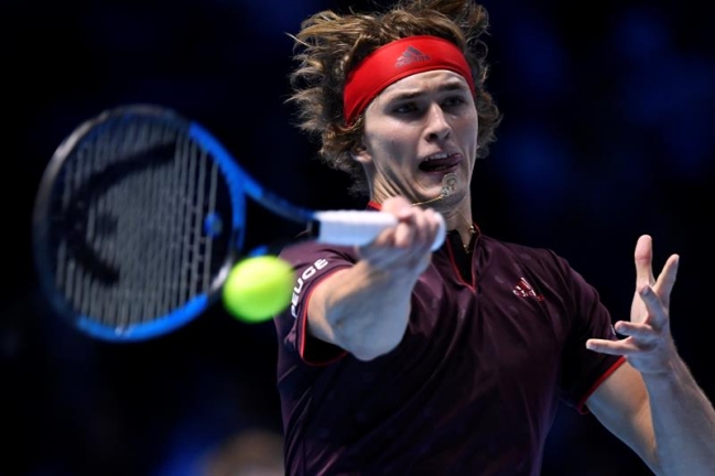 Alexander Zverev reaccionó y venció a Cilic en el Masters