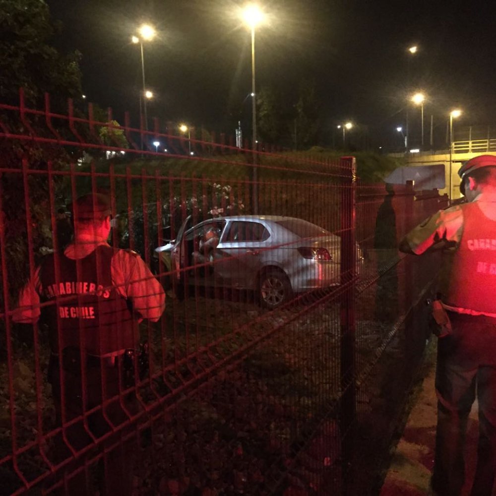 Detienen a tres adolescentes tras robo con violencia en Las Condes