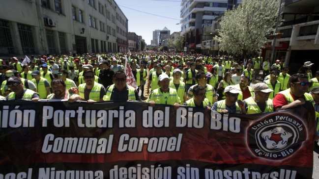 Portuarios cumplieron ocho días de paro por demandas de pensiones de gracia