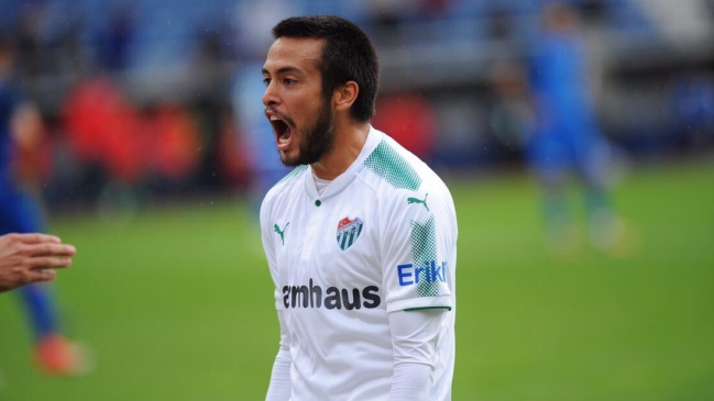 Cristóbal Jorquera fue titular en empate de Bursaspor en Turquía