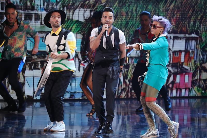 Fonsi reanuda su gira mundial tras el lanzamiento de 