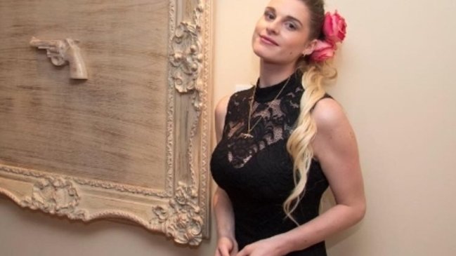 Tanza Varela ahora es artista plástica y firma sus notas con sangre