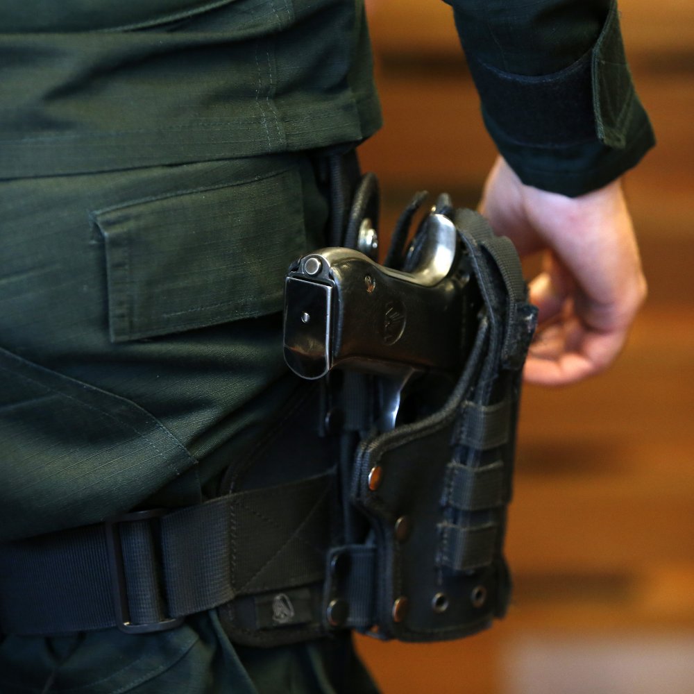 Insólita fuga en tribunal de Chillán: Acusado pidió permiso para “ir a buscar algo” y huyó