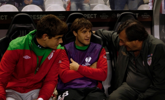 Homenaje a Bonini: Athletic Bilbao solicitó portar brazalete negro en duelo de Europa League