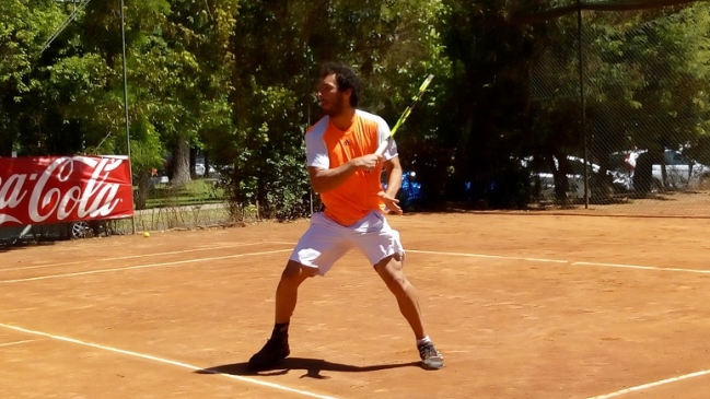Gonzalo Lama completó con triunfo su partido de primera ronda en Curicó