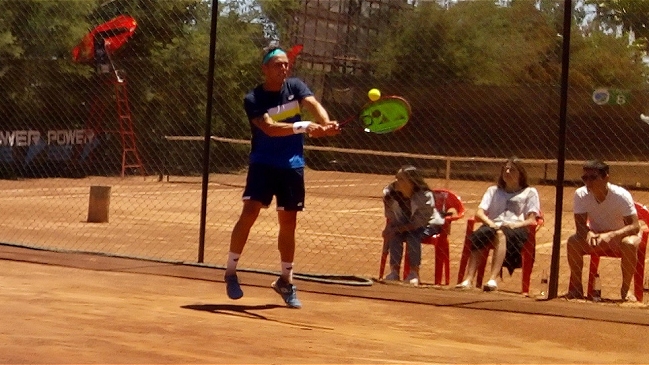 Juan Carlos Sáez fue eliminado en semifinales del Futuro de Curicó