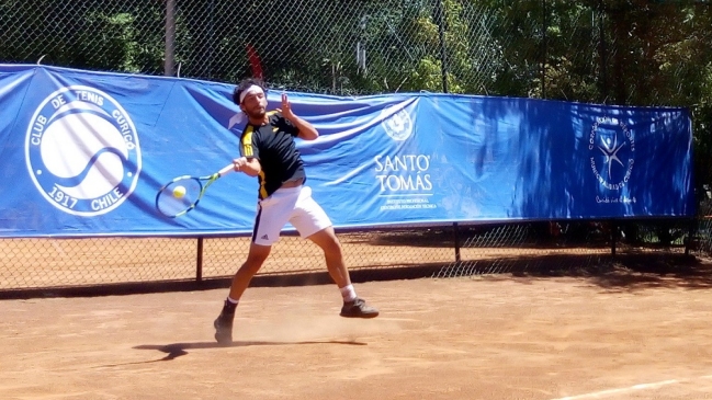 Gonzalo Lama venció a Víctor Núñez y pasó a la final del Futuro de Curicó