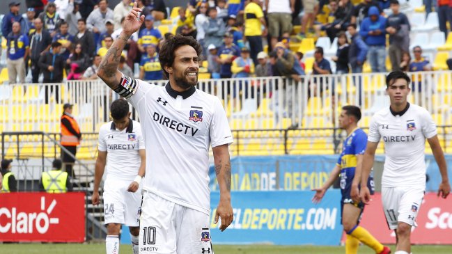 Jorge Valdivia: Somos unos perros dentro de la cancha