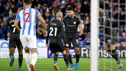 Manchester City se levantó tras autogol de Otamendi y mantuvo el invicto en la Premier League