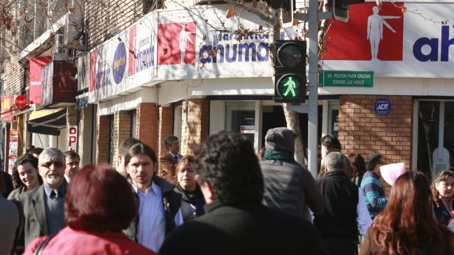 Las grandes cadenas de farmacias fueron sorprendidas otra vez burlando la ley
