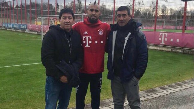 Arturo Vidal quiere a Jaime Vera como entrenador de la selección chilena