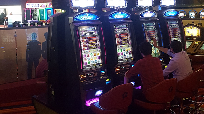 Penquista ganó 55 millones de pesos en tragamonedas de Playboy