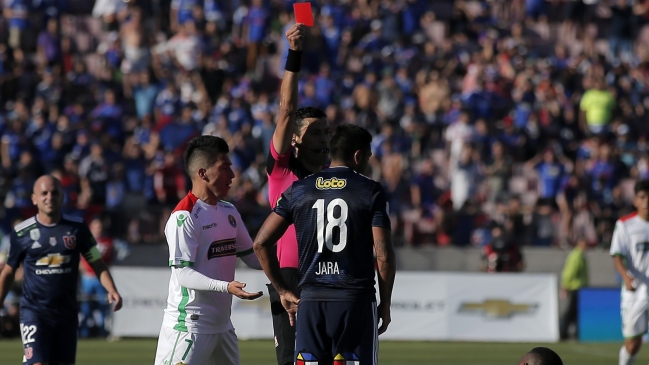 Gonzalo Jara recibió dos fechas de castigo y se perderá lo que queda del Torneo Transición