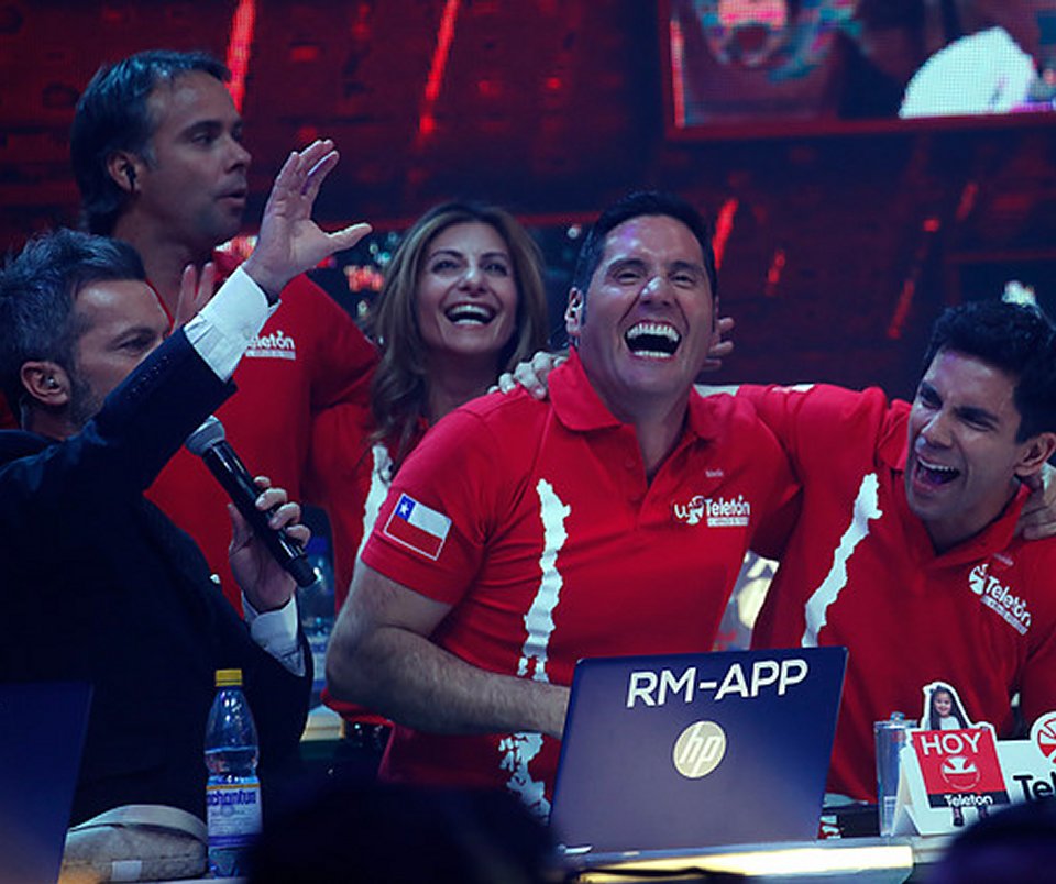 José Miguel Viñuela y Francisco Saavedra pusieron sus risas a disposición de la Teletón