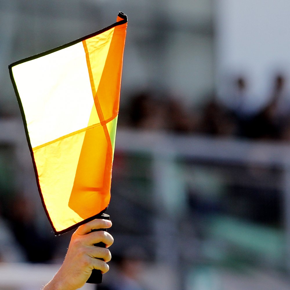 Una árbitra de 17 años denunció crudos insultos machistas recibidos en un partido