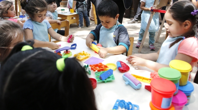 Estudio señala que niños blancos de cinco años tienen preferencias raciales
