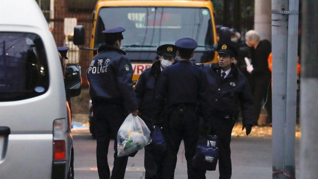 Tres muertos tras ataque con katanas en un santuario de Tokio