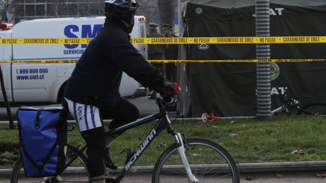 Choque entre camioneta y bus del Transantiago dejó un fallecido