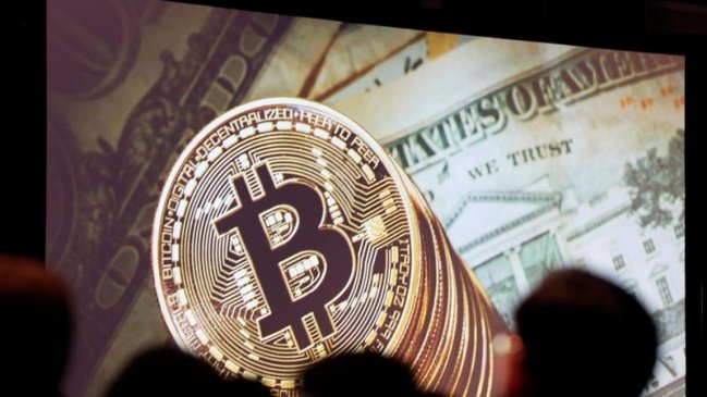 Los futuros de bitcoin debutaron en positivo mientras su valor sigue al alza