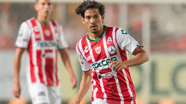 Medio internacional aseguró que Colo Colo realizó oferta para repatriar a Matías Fernández