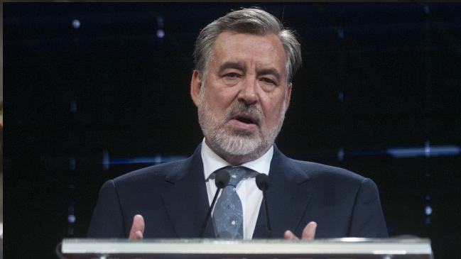 Guillier: Nuestro programa está financiado; el de Piñera no