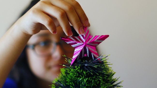 Abuela compró unos colaless pensando que eran adornos navideños