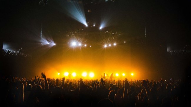 Este es el aparato con que los artistas te pueden quitar el celular en sus conciertos