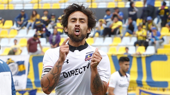 Jorge Valdivia le entregó efusivo apoyo a Sebastián Piñera en jornada de elecciones