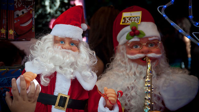 El otro lado de las elecciones: Las compras navideñas no paran en Meiggs