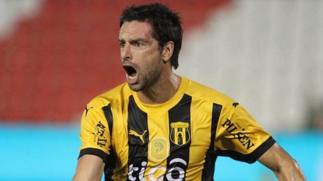 Hernán Rodrigo López fue anunciado como entrenador de Racing Club de Montevideo