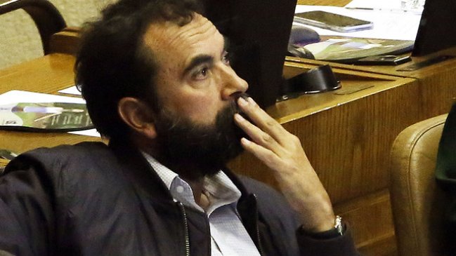 Diputado comunista: Es vergonzoso que pobres voten por la derecha facha