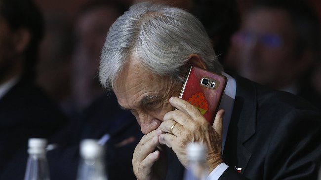 Sebastián Piñera recibió llamados de Macron, Peña Nieto y Netanyahu