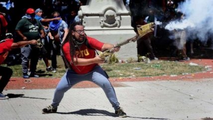  Argentina: Ex candidato a diputado salió a protestar con una bazuca casera 