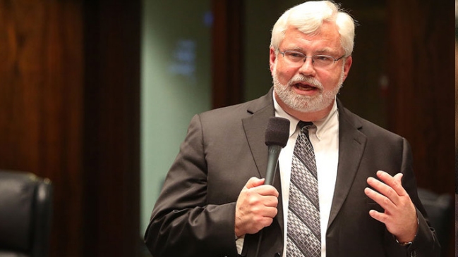 Renunció el senador estatal de Florida acusado de abuso sexual