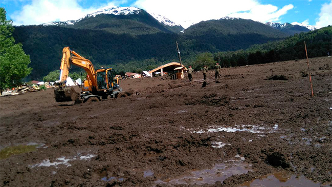 Vuelven las lluvias en Villa Santa Lucía: Río sigue inestable y sin curso definido